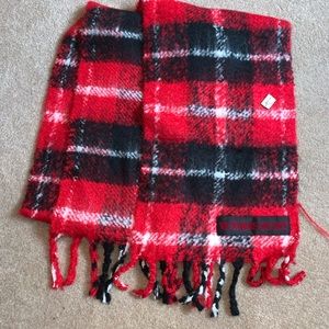 Victoria’s secret scarf